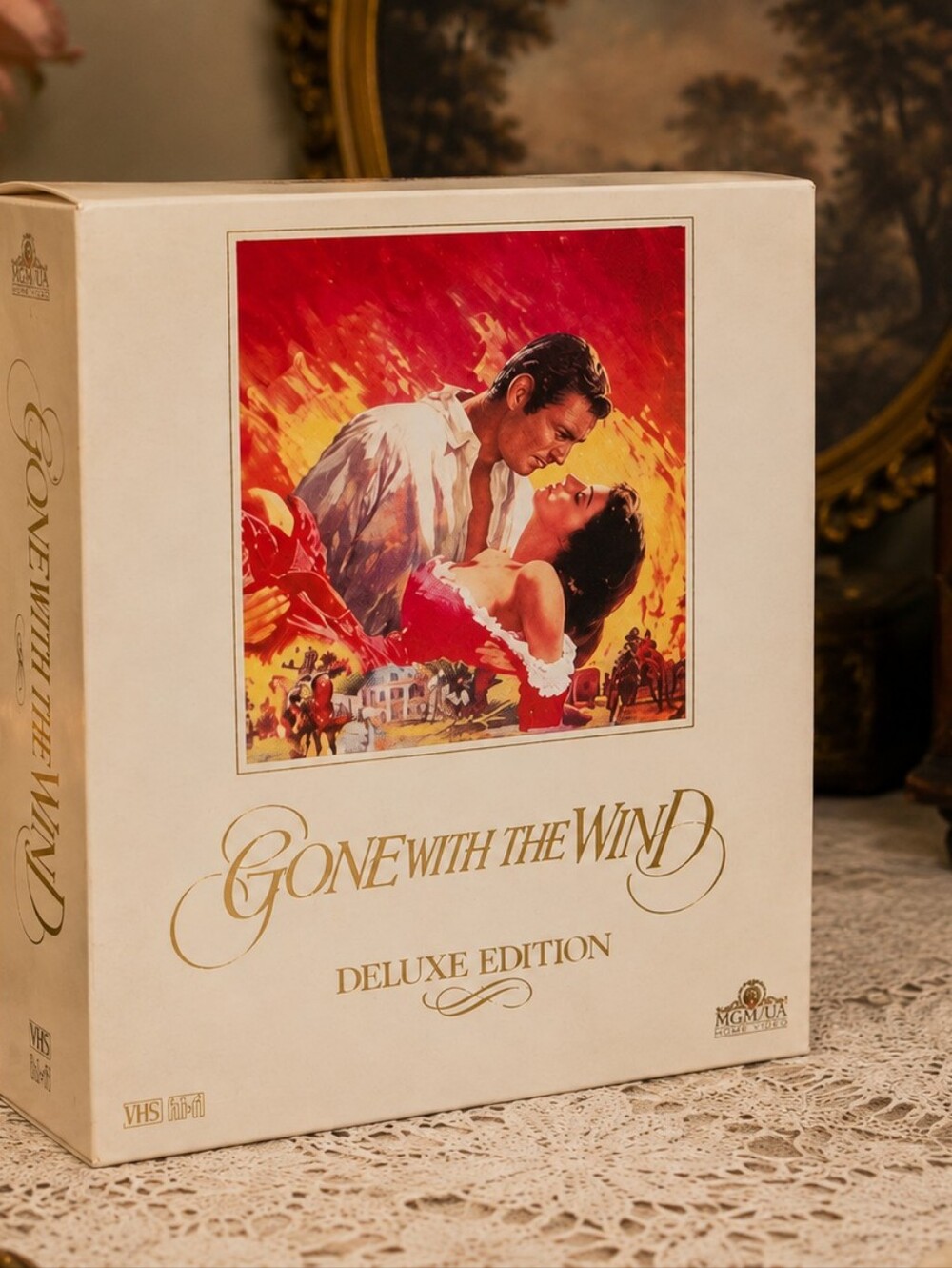 Gone with the Wind Deluxe Edition 2- Tape VHS with Original Slipcase Box MGM